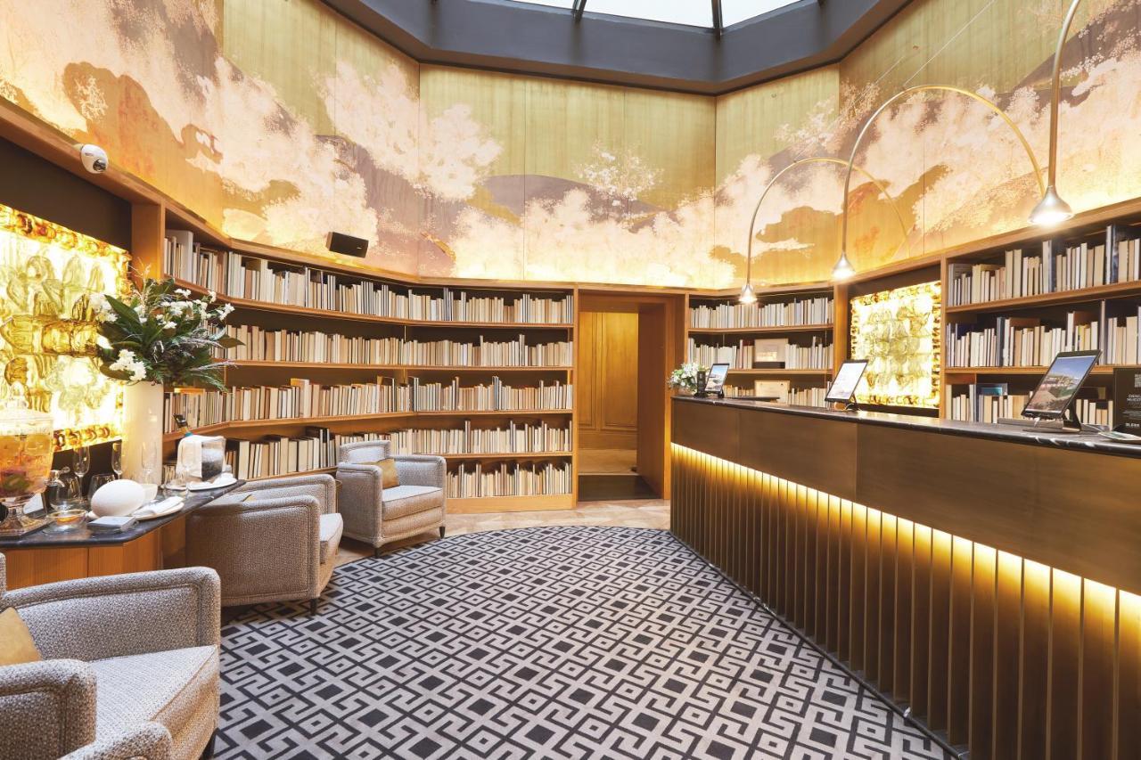 Bless Hotel Madrid - The Leading Hotels Of The World Esterno foto The Library at The Dorchester