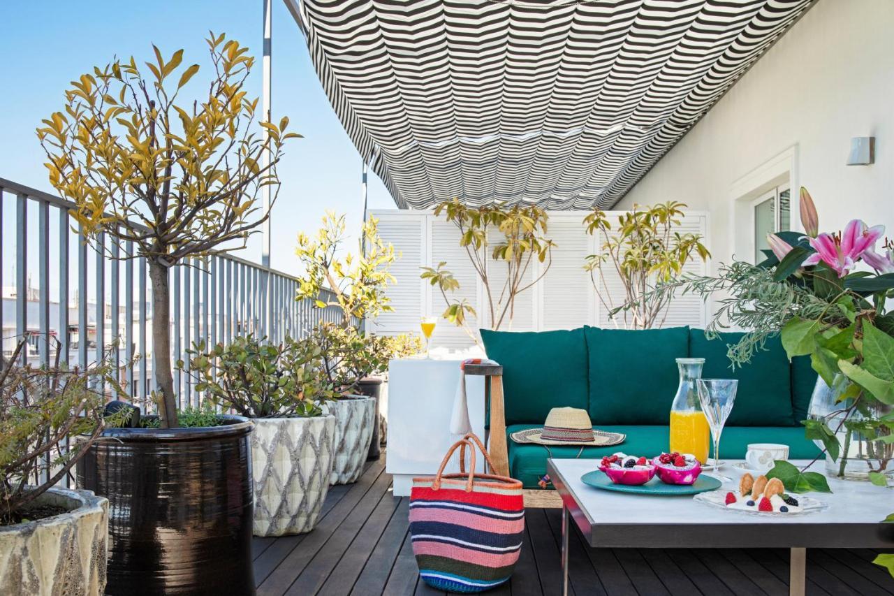 Bless Hotel Madrid - The Leading Hotels Of The World Esterno foto A balcony