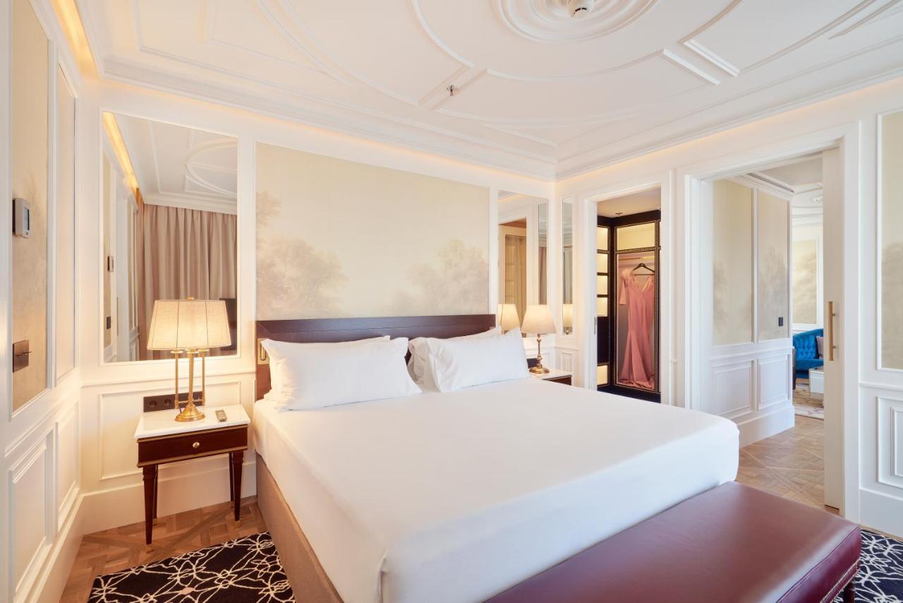 Bless Hotel Madrid - The Leading Hotels Of The World Esterno foto A bedroom at the hotel