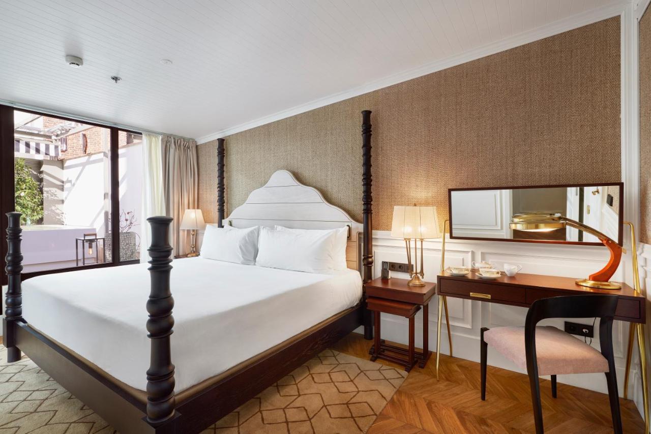 Bless Hotel Madrid - The Leading Hotels Of The World Esterno foto A bedroom at the hotel