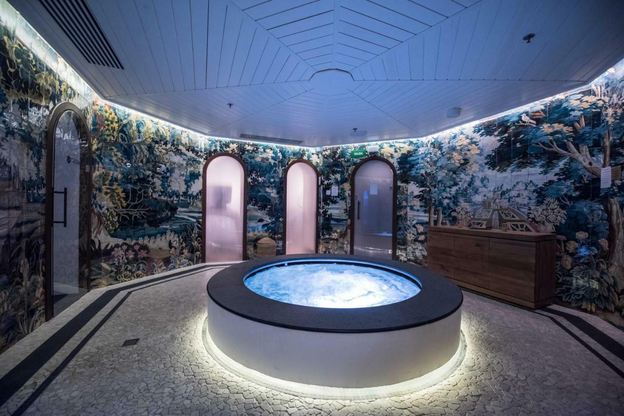 Bless Hotel Madrid - The Leading Hotels Of The World Esterno foto The spa at The Ivy Spa, Manchester